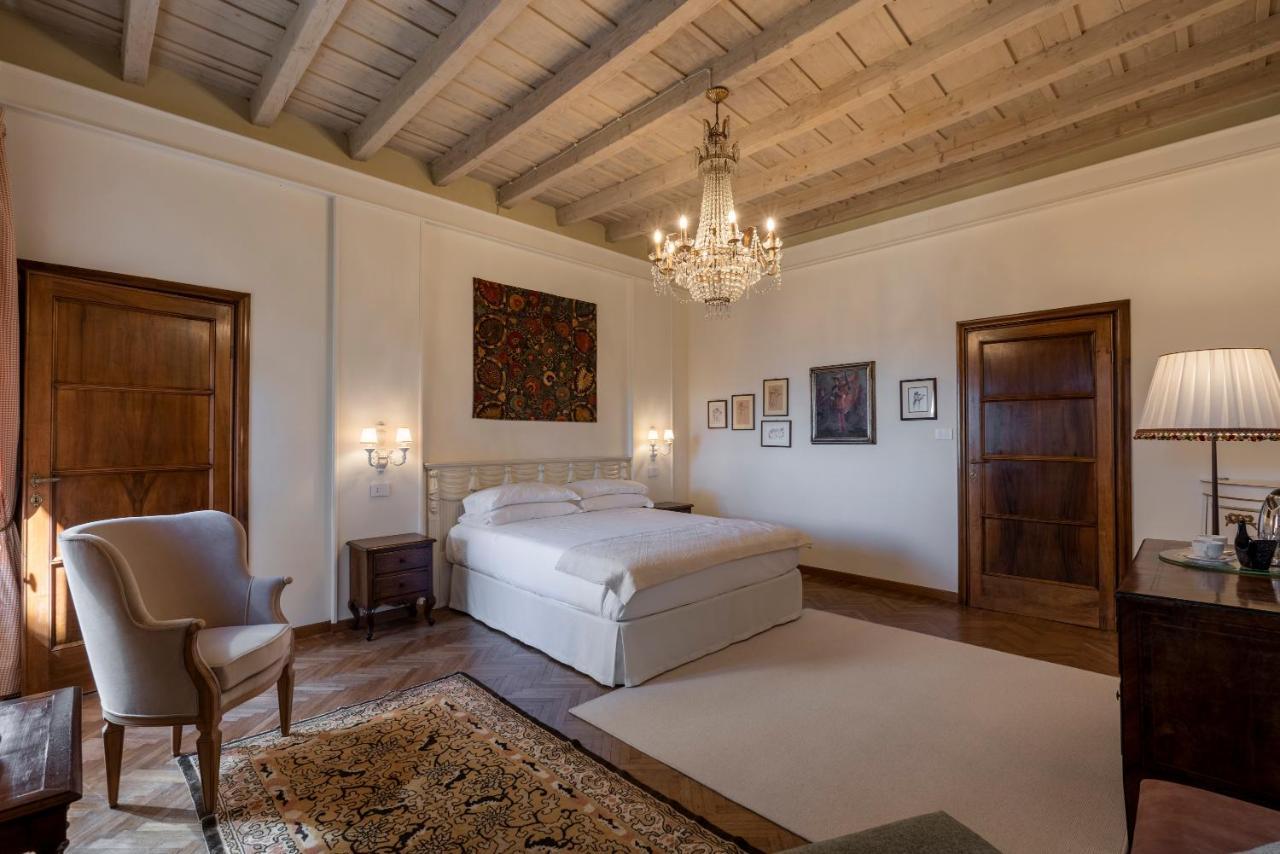 Foresteria Di Palazzo Radici 베르가모 외부 사진